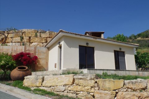 5 bedrooms House in Episkopi, Cyprus No. 37270 2