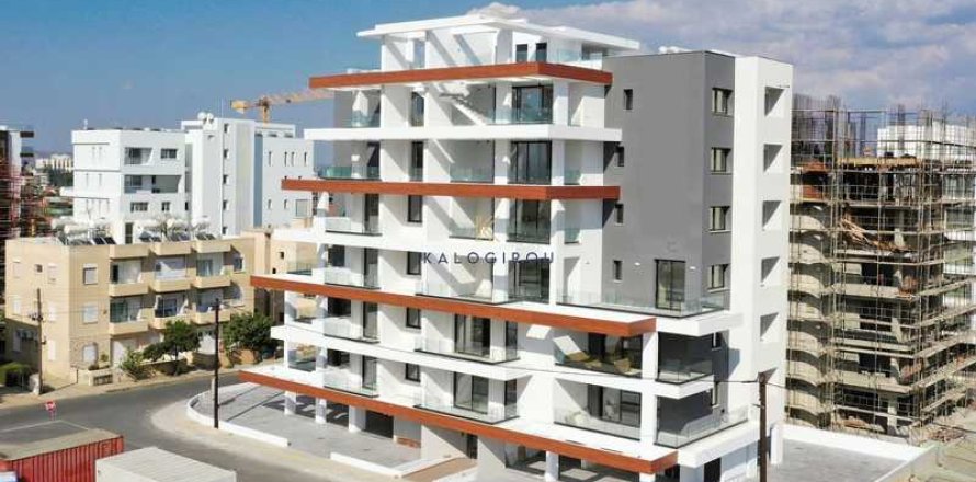 2 bedrooms Apartment in Larnaca, Cyprus No. 43575