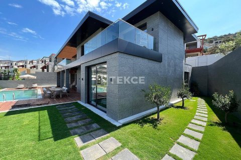 5+1 Villa in Bodrum, Turkey No. 11432 13