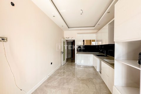 2+1 Apartment in Alanya, Turkey No. 11013 9