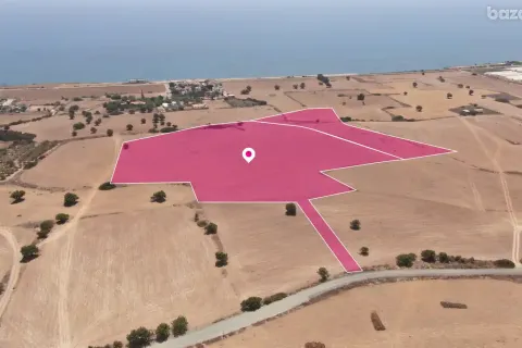 28438m² Land en Agios Theodoros, Cyprus No. 36324 4