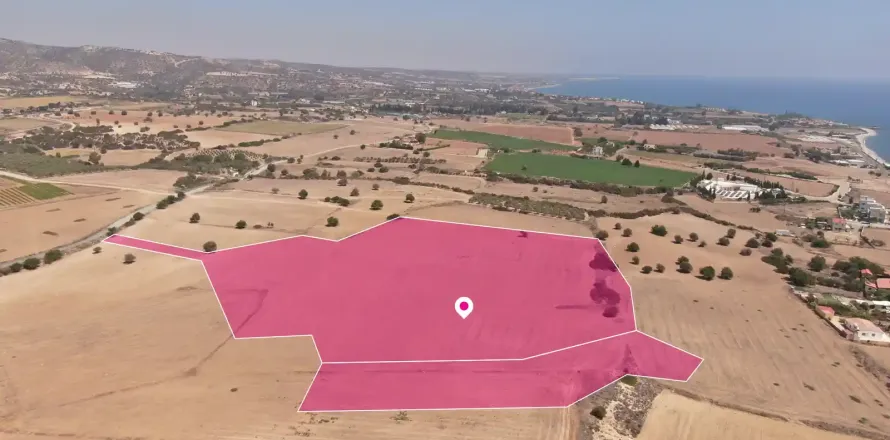 28438m² Land en Agios Theodoros, Cyprus No. 36324