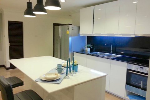 3 bedrooms Condo  in Bangkok, Thailand No. 421 6