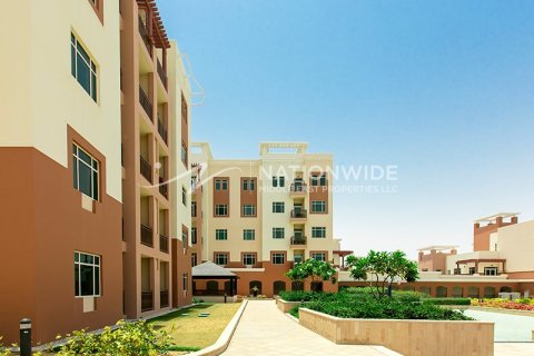 2 bedrooms Apartment in Al Ghadeer, UAE No. 3457 1