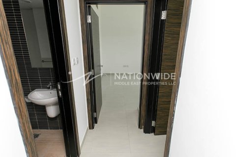 2 bedrooms Apartment in Al Ghadeer, UAE No. 3457 2