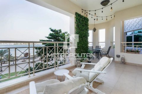 2 bedrooms Apartment in Shoreline Apartments, UAE No. 23571 11