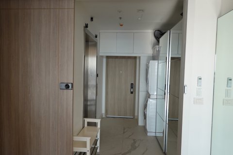 3 bedrooms Condo  in Bangkok, Thailand No. 456 7