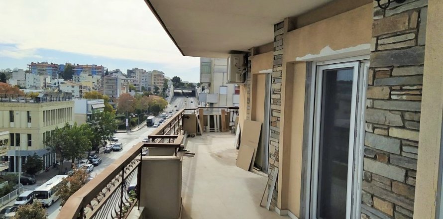 3 bedrooms Apartment in Thessaloniki, Greece No. 56853