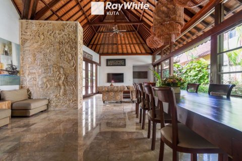 5 bedrooms Villa in Kediri, Indonesia No. 22654 10