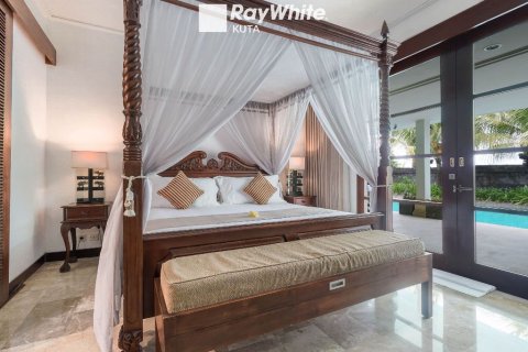 5 bedrooms Villa in Kediri, Indonesia No. 22654 13