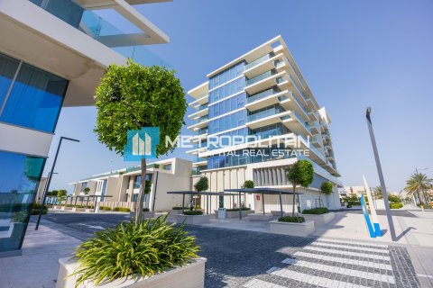 3 dormitorios Apartment en  Saadiyat Island, UAE No. 4765 2