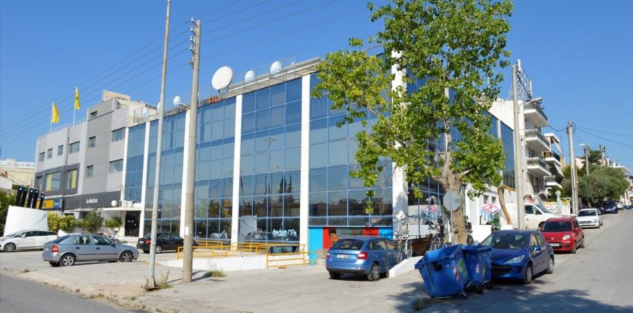 2800m² Commercial property en Athens, Greece No. 49981