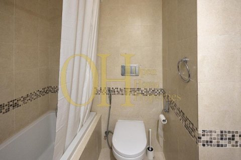 2 dormitorios Apartment en  Yas Island, UAE No. 8480 24