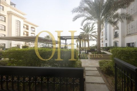 2 dormitorios Apartment en  Yas Island, UAE No. 8480 1