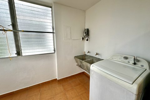 1 dormitorio Apartment en Panamá, Panama No. 70654 10