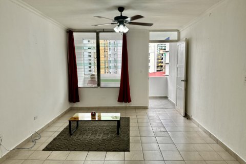 1 dormitorio Apartment en Panamá, Panama No. 70654 4