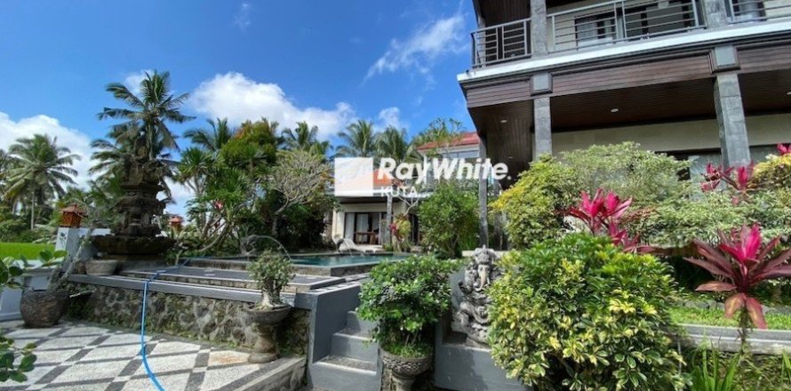 3 bedrooms Villa in Ubud, Indonesia No. 23172