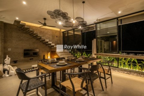 3 bedrooms Villa in Canggu, Indonesia No. 23362 8