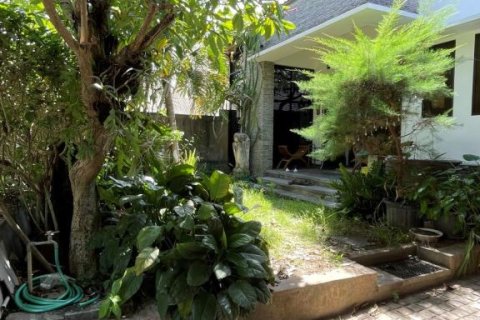 3 bedrooms House in Kerobokan, Indonesia No. 23407 13