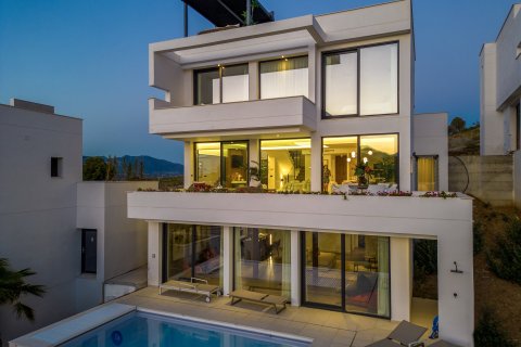 3 bedrooms Villa in Mijas Costa, Spain No. 27158 9