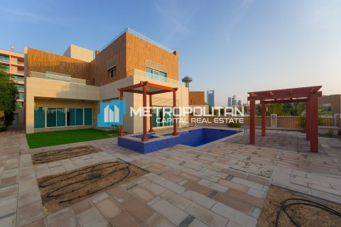 5 bedrooms Villa in The Marina, UAE No. 5383 1