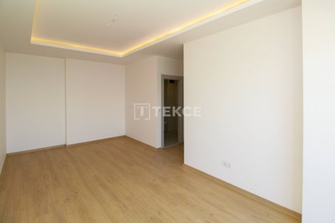 5+1 Apartment en Istanbul, Turkey No. 20783 21