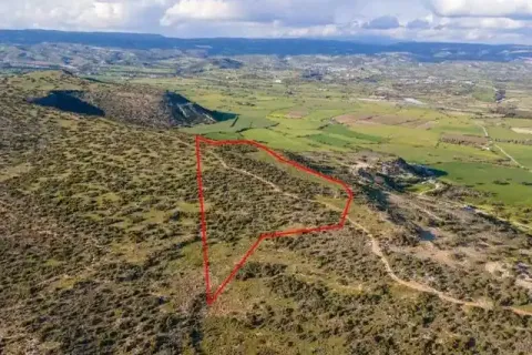 46489m² Land in Pissouri, Cyprus No. 36273 1