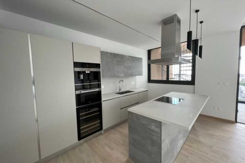 3 dormitorios Penthouse en Limassol, Cyprus No. 70159 5