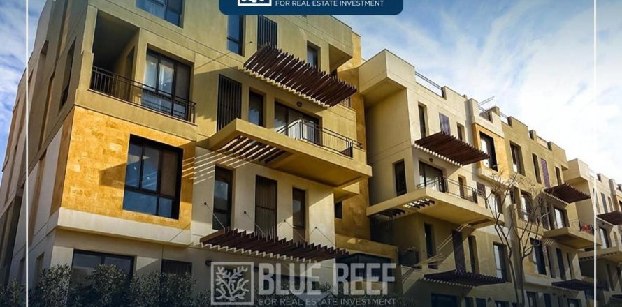 4 bedrooms Townhouse in Sodic East, Egypt No. 38677