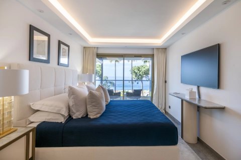 2 dormitorios Apartment en Cannes, France No. 69176 11