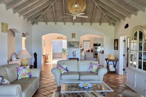 4 bedrooms Villa in English Harbor, Antigua and Barbuda No. 76387 3