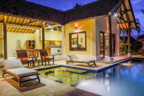 3 bedrooms Villa in South Kuta, Indonesia No. 23335 4