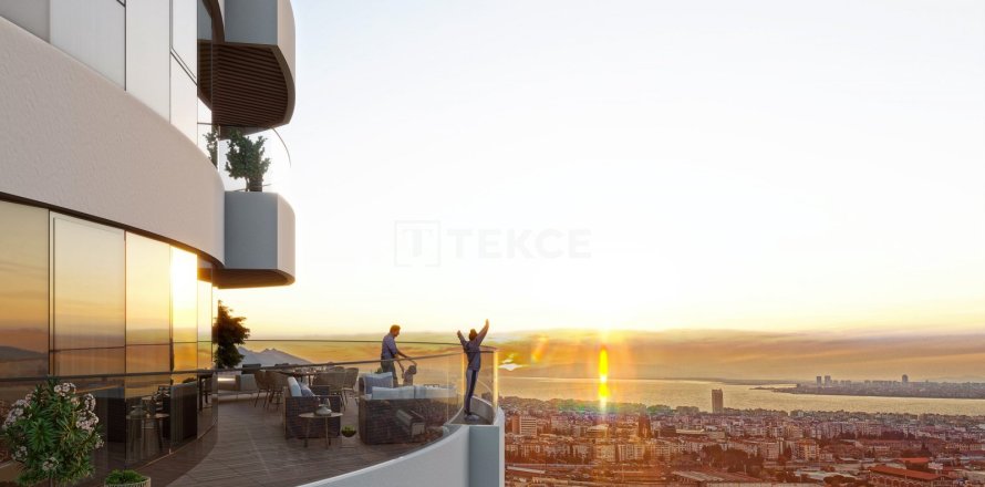 5+1 Penthouse en Izmir, Turkey No. 17504