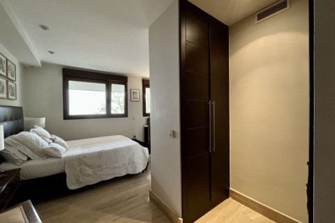 2 dormitorios Apartment en Madrid, Spain No. 26677 3