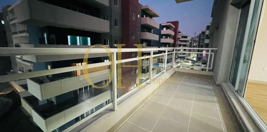 2 bedrooms Apartment in Al Reef, UAE No. 8968