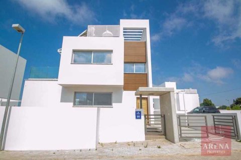 3 bedrooms Villa in Ayia Napa, Cyprus No. 63505 1