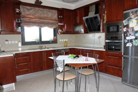 5 bedrooms Villa in Chania, Greece No. 49409 3