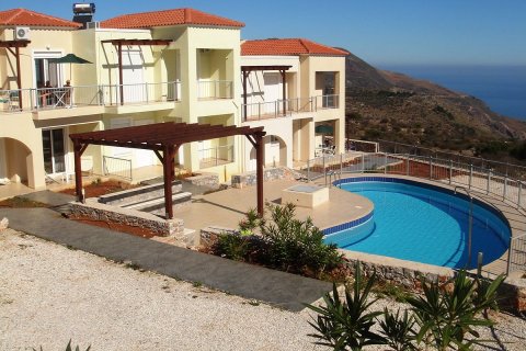 2 dormitorios Apartment en Chania, Greece No. 24076 1