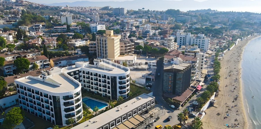 1+1 Apartment en Kusadasi, Turkey No. 15777