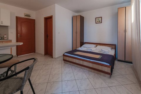 19 dormitorios Hotel en Budva, Montenegro No. 66949 15