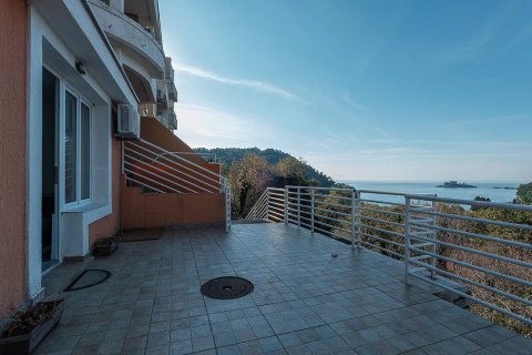 19 bedrooms Hotel in Budva, Montenegro No. 66949 5