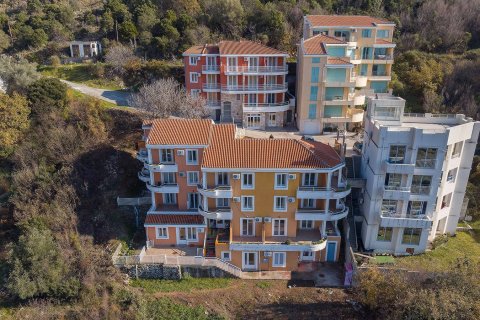 19 bedrooms Hotel in Budva, Montenegro No. 66949 2