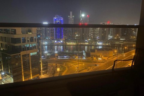 Studio Apartment in Dubai, UAE No. 9419 9