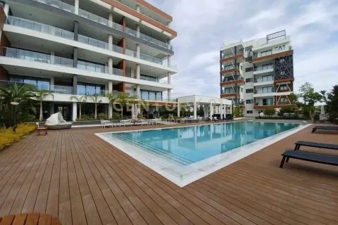 1 dormitorio Apartment en Limassol, Cyprus No. 32428 1