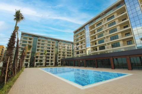 3+1 Apartment en Esenyurt, Turkey No. 11206 1