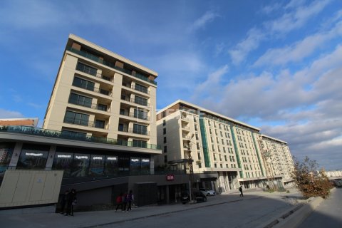 3+1 Apartment en Esenyurt, Turkey No. 11206 4