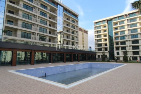 3+1 Apartment en Esenyurt, Turkey No. 11206 2