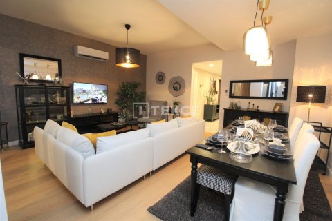 4+1 Apartment in Istanbul, Turkey No. 11191 5