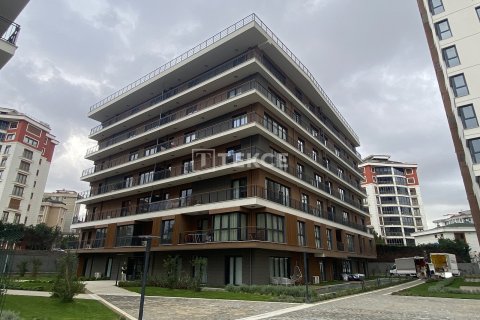 4+1 Apartment in Istanbul, Turkey No. 11191 24