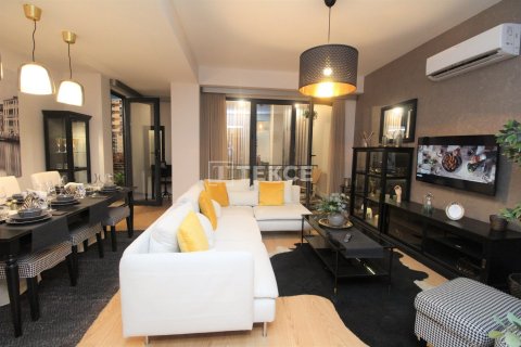 4+1 Apartment in Istanbul, Turkey No. 11191 6